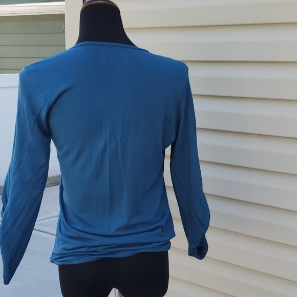 5 for $25 teal top with hook eye closure - Picture 3 of 4